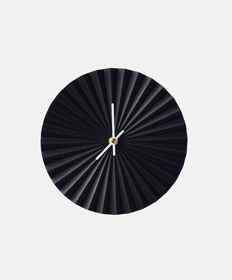 Idemak Crease Clock