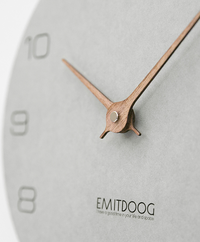 Emitdoog Concrete Wall Clock